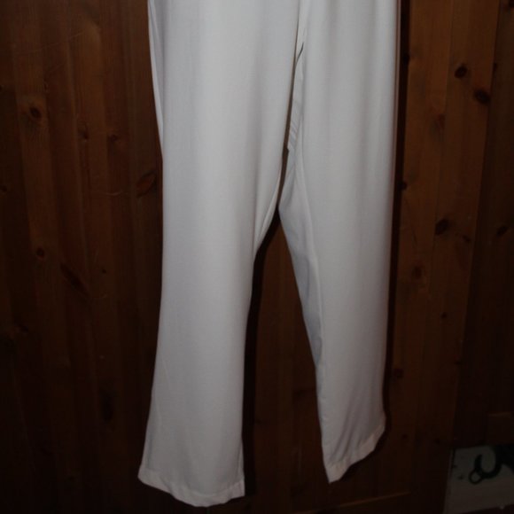Pretty Little Thing Cream Tailored Trousers Size 12 NWT - Picture 2 of 15